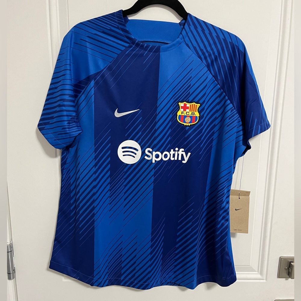 NWT - Nike FC Barcelona Women’s 2023/24 Home Pre-Match Top - Size XL